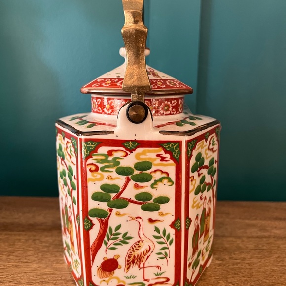 Vintage Japanese Stoneware Hexagon Teapot Brass Handle Chinoiserie People Trees - Picture 6 of 10